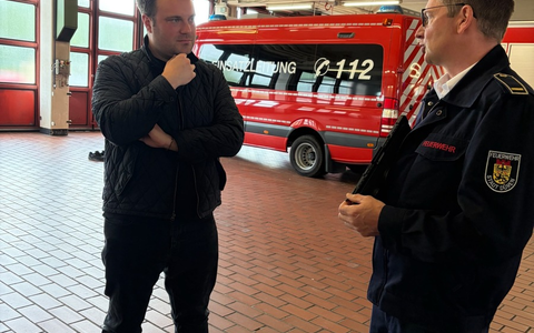 FW Düren: Daniel Walter MdB informiert sich über Feuerwehr und Rettungsdienst der Stadt Düren - Foto: presseportal.de