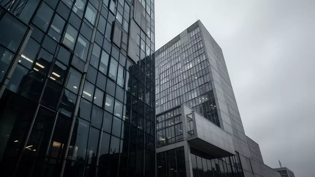 Münchener Rück Aktie: 18,5% Geschäftsabbau im April - Bild: über boerse-global.de