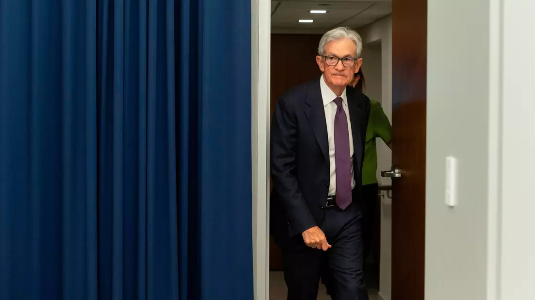 Doch nicht ganz weg: Der bisherige Fed-Chef Powell will als Vorstandsmitglied weitermachen. (Archivbild) - Bild: Cliff Owen/FR170079 AP/AP/dpa