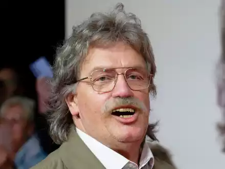 Horst Schlämmer mischt dieses Mal auch bei «LOL - Last One Laughing» mit. (Archivbild) - Foto: Henning Kaiser/dpa