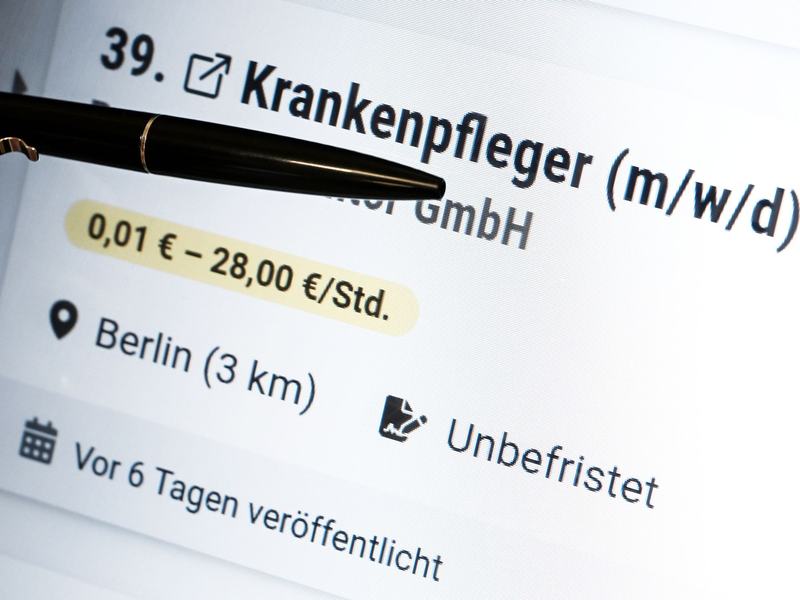 Konkrete Angaben zur Bezahlung fehlen in vielen Stellenanzeigen. (Symbolbild) - Foto: Jens Kalaene/dpa