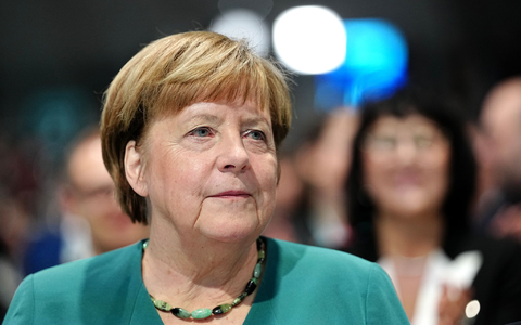Die frühere Bundeskanzlerin Merkel wünscht sich eine faire Bewertung der Regierungspolitik durch die Bürger. (Archivbild) - Foto: Kay Nietfeld/dpa