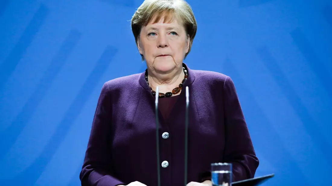 Merkel verrät ein paar Details aus ihrem Privatleben. (Archivbild) - Bild: Markus Schreiber/AP POOL/dpa