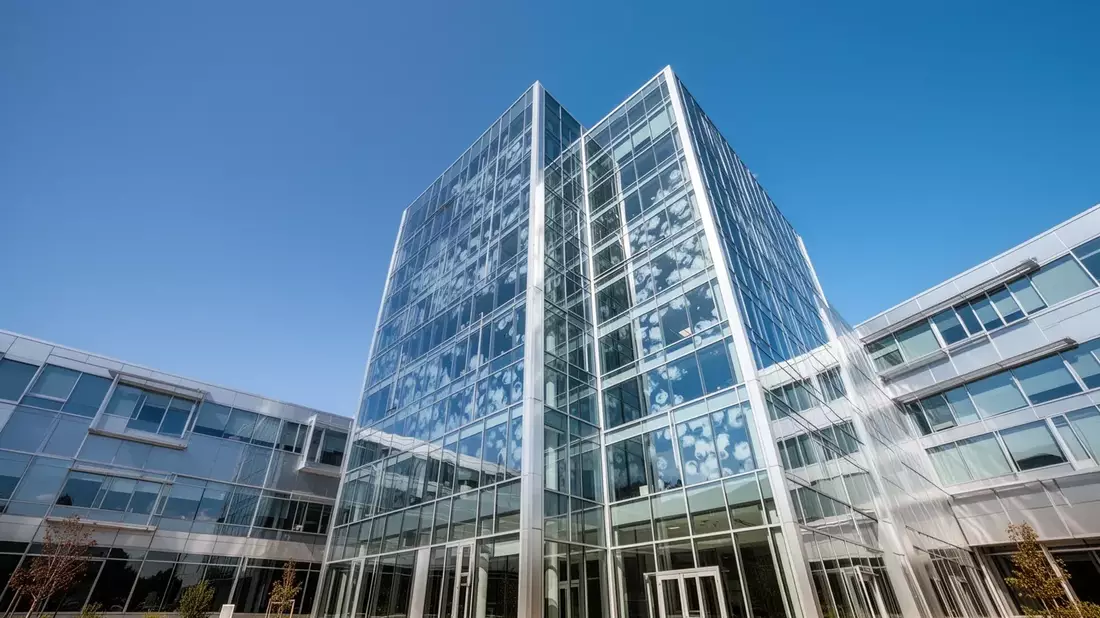Intel Aktie: 406 Prozent Plus, Analysten warnen vor Überbewertung - Bild: über boerse-global.de