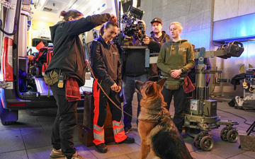 Farina Klause Leonie Hillingshäuser Fernsehgeschichte(n) Kommissar Rex - Foto: SAT.1/Petro Domenigg, presseportal.de