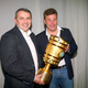 Pokalsieger 2015: Der damalige Wolfsburger Sportdirektor Klaus Allofs und Trainer Dieter Hecking (r). - Foto: picture alliance / dpa