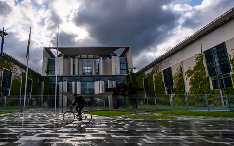 Sechs Stunden berieten die Koalitionsspitzen am Dienstagabend. - Foto: Michael Kappeler/dpa