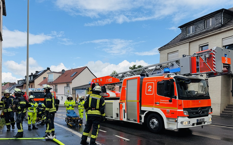 FW-BN: Gebäudebrand in Bonn-Küdinghoven - Foto: presseportal.de