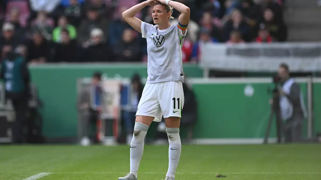 Popp und die Wolfsburgerinnen waren in der zweiten Halbzeit zu schwach für den FC Bayern. - Bild: Fabian Strauch/dpa