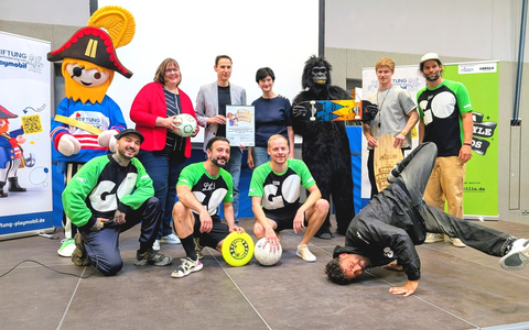 Gorilla Freestyle Awards 2026: Fünf Schulen ausgezeichnet / Stiftung Kinderförderung von Playmobil stiftet mobile Freestyle-Playgrounds im Gesamtwert von 210.000 Euro - Foto: presseportal.de