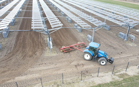 AgriPV: Entwickelt in Deutschland / Agri-Photovoltaik in Europa: Die Lösung für das Land-Energie-Dilemma - Foto: presseportal.de