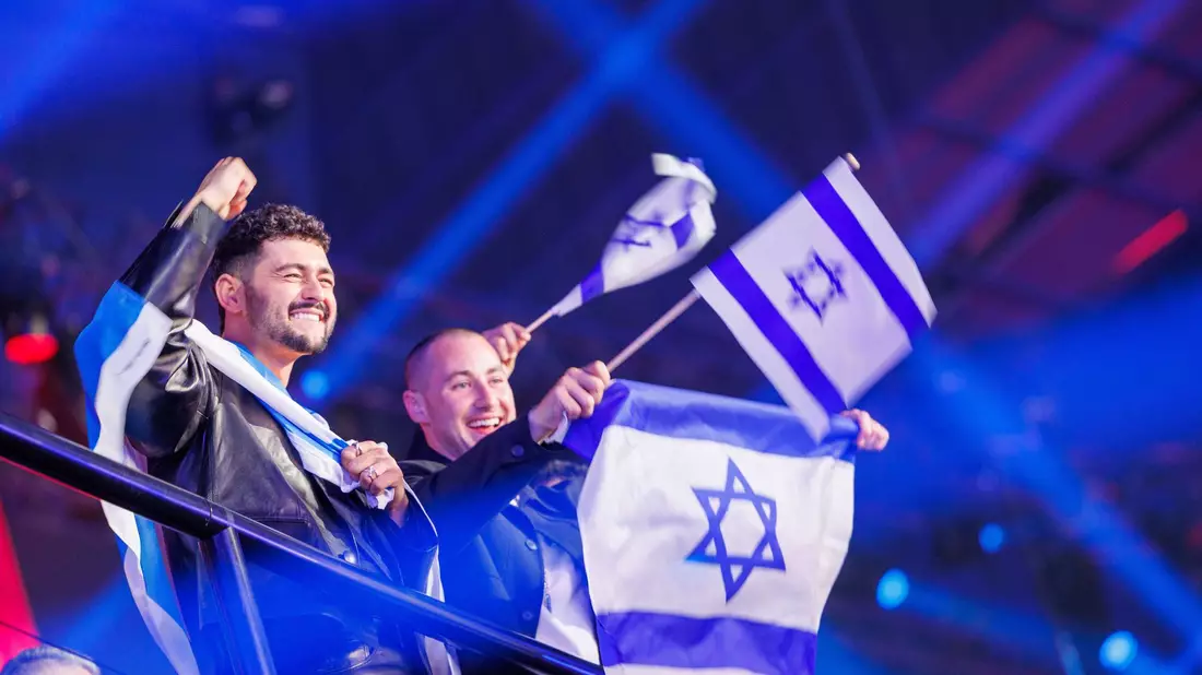 Noam Bettan tritt beim Eurovision Song Contest für Israel an, die Teilnahme des Landes ist allerdings weiterhin umstritten. - Bild: Jens Büttner/dpa