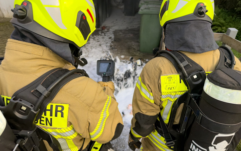 FW-OLL: Mülltonnenbrand in Garage - schnelles Eingreifen verhindert Brandausbreitung - Foto: presseportal.de