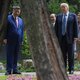 Xi zeigte Trump den Garten im Regierungsareal Zhongnanhai.  - Foto: Mark Schiefelbein/AP Pool/AP/dpa