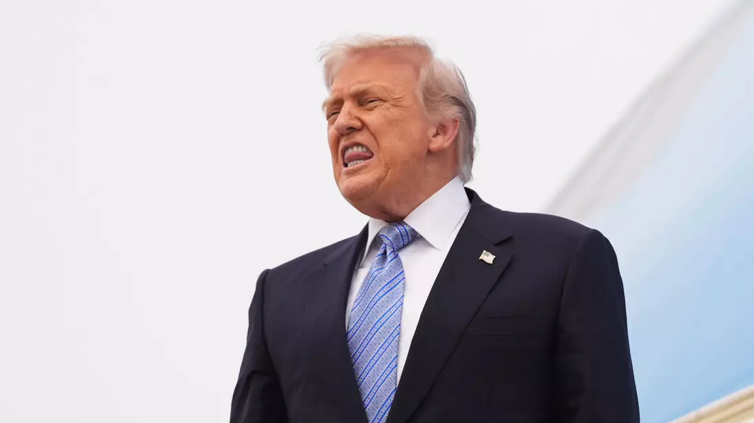 Trump plant neuen Garten in Washington - Bild: Mark Schiefelbein/AP/dpa