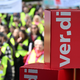 Verdi hatte bundesweit zu Warnstreiks im Handel aufgerufen. - Foto: Federico Gambarini/dpa
