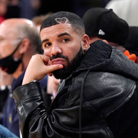 Auf den Alben verarbeitet der Musiker Drake unter anderem seinen öffentlich ausgetragenen Streit mit Rap-Star Kendrick Lamar. (Archivbild) - Foto: Mark J. Terrill/AP/dpa