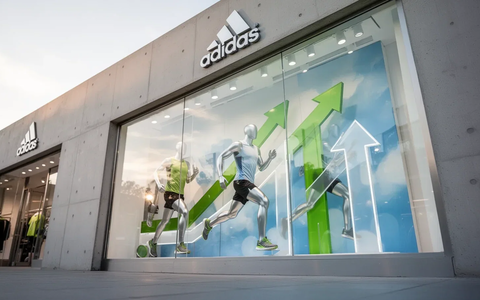 Adidas Aktie: Q1-Umsatz springt 14 Prozent - Foto: über boerse-global.de