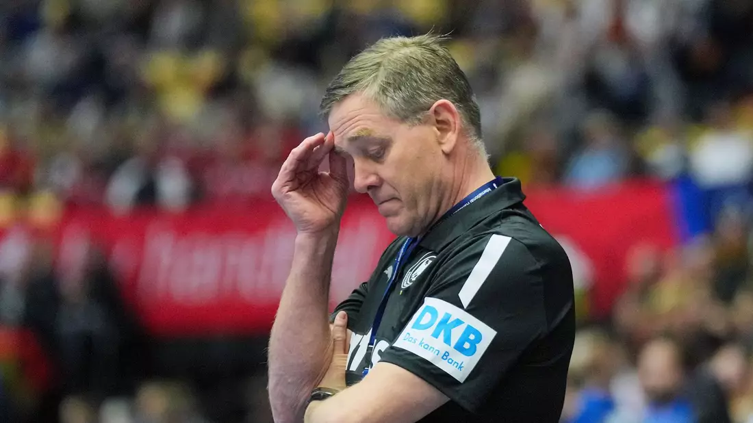 Alfred Gislason hat als Bundestrainer noch nie gegen Dänemark gewonnen. (Archivbild) - Bild: Soeren Stache/dpa