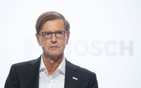 Für Bosch-Aufsichtsratschef Stefan Asenkerschbaumer steht das Überleben des Unternehmens an erster Stelle. (Archivbild) - Foto: Marijan Murat/dpa