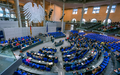 Bisher sollen die Diäten der 630 Bundestagsabgeordneten zum 1. Juli um 497 Euro steigen. (Symbolbild)  - Foto: Michael Kappeler/dpa
