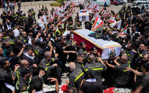 Bei israelischen Angriffen im Libanon kommen immer wieder auch Zivilisten ums Leben.  - Foto: Mohammed Zaatari/AP/dpa
