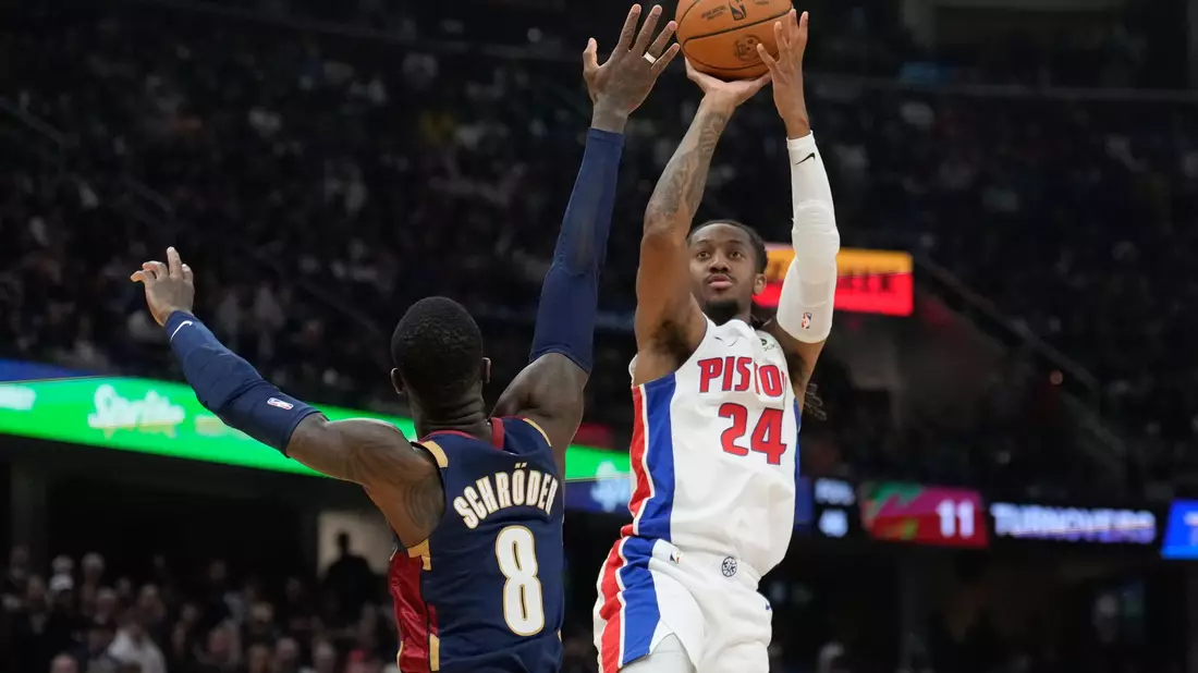 Dennis Schröder (8) blieb gegen Detroit diesmal ohne eigene Punkte. - Bild: Sue Ogrocki/AP/dpa