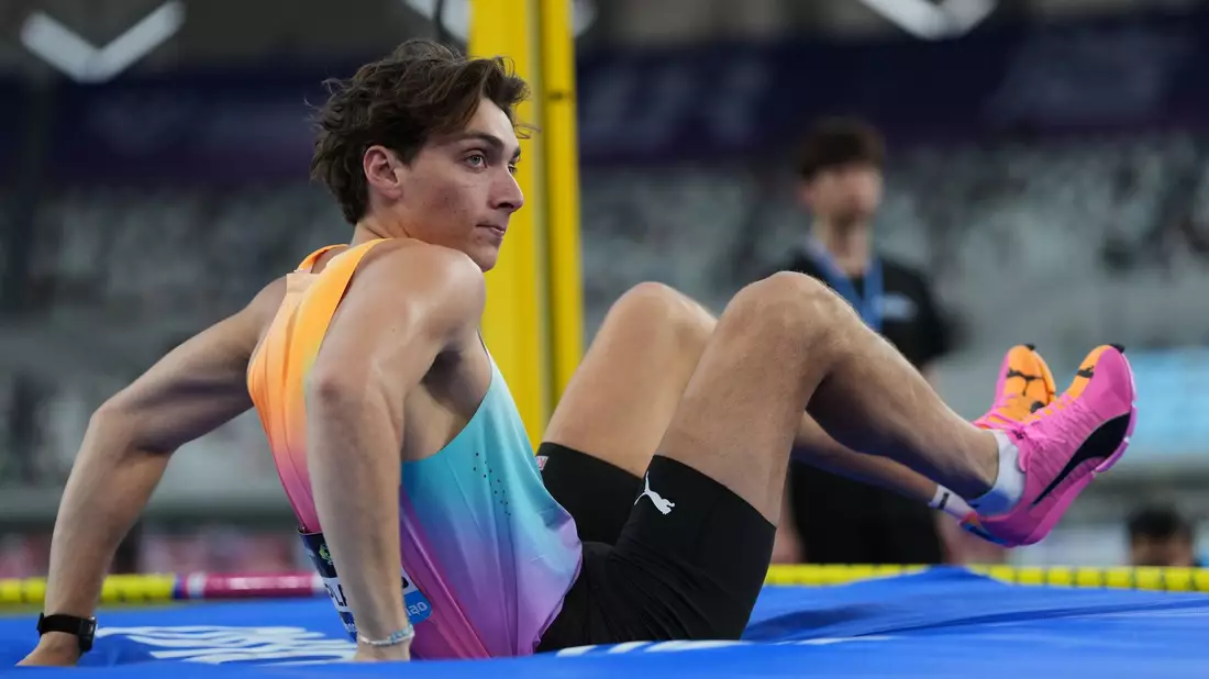 Diesmal kein Weltrekord: Stabhochspringer Armand Duplantis. - Bild: Ng Han Guan/AP/dpa