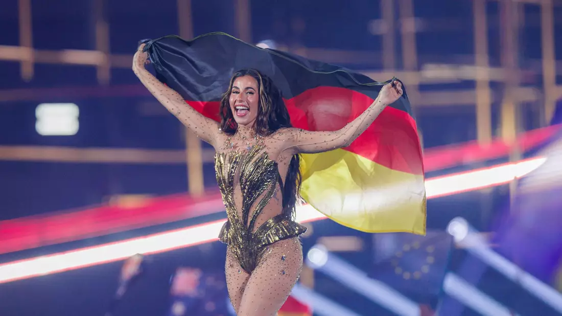 Sarah Engels geht im Finale mit Startnummer 2 ins Rennen.  - Bild: Jens Büttner/dpa