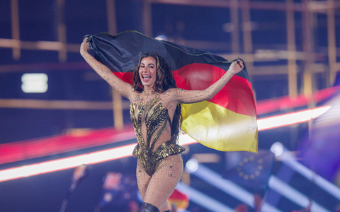 Sarah Engels geht im Finale mit Startnummer 2 ins Rennen.  - Foto: Jens Büttner/dpa