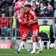 Passgeber Lennart Karl (l) und Torschütze Tom Bischof beim gemeinsamen Jubel. Die Bayern-Youngster empfahlen sich noch mal für eine WM-Nominierung.  - Foto: Sven Hoppe/dpa