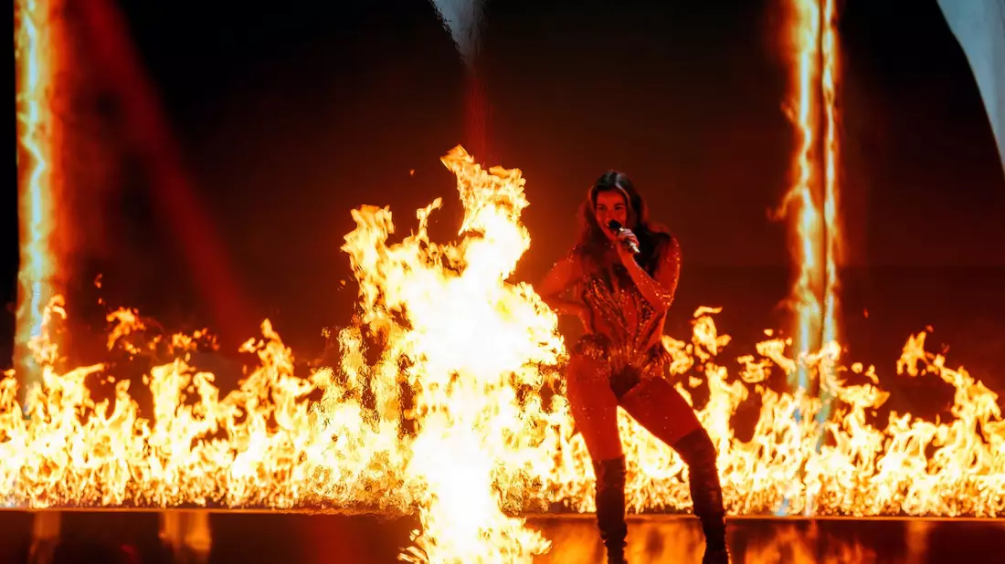 Sarah Engels tritt mit «Fire» als Zweite von 25 Songs auf. (Archivbild von der Probe) - Bild: Jens Büttner/dpa