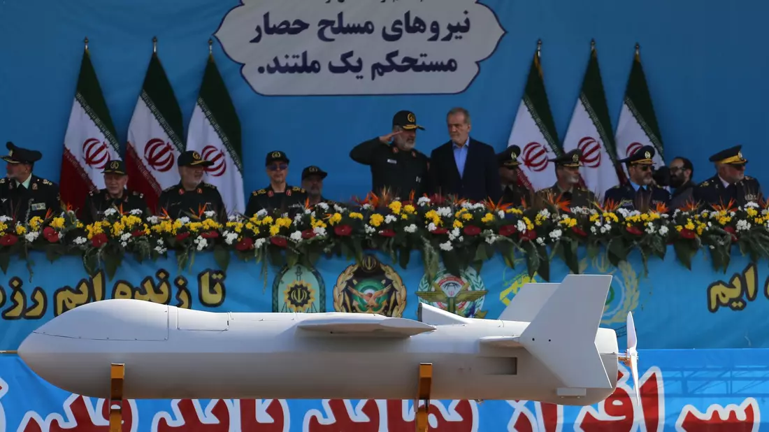 Der Iran produziert massenweise Drohnen: Die vergleichsweise günstigen Fluggeräte sind eine große Herausforderung für die gegnerische Flugabwehr. (Archivbild) - Bild: Rouzbeh Fouladi/ZUMA Press Wire/dpa