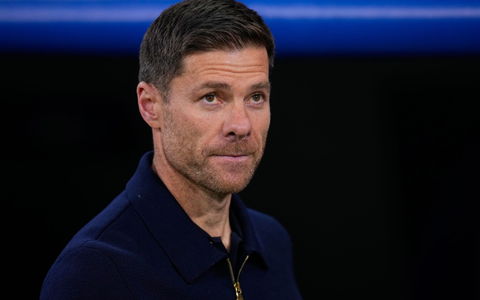 Xabi Alonso wird neuer Trainer beim FC Chelsea. (Archivbild) - Foto: Manu Fernandez/AP/dpa