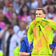 Comeback im DFB-Team? Nach dem enttäuschenden EM-Aus gegen Spanien zog Manuel Neuer das Nationaltrikot eigentlich nach 124 Länderspielen aus. (Archivbild) - Foto: Tom Weller/dpa