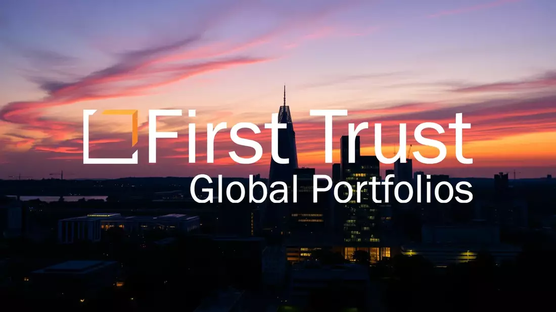 Global Dividend Rotation Sends $24bn to Funds as VanEck ETF Nears Record – But an Exxon Cap and Overbought RSI Signal Caution Illustration mit AI erstellt übermittelt durch boerse-global.de