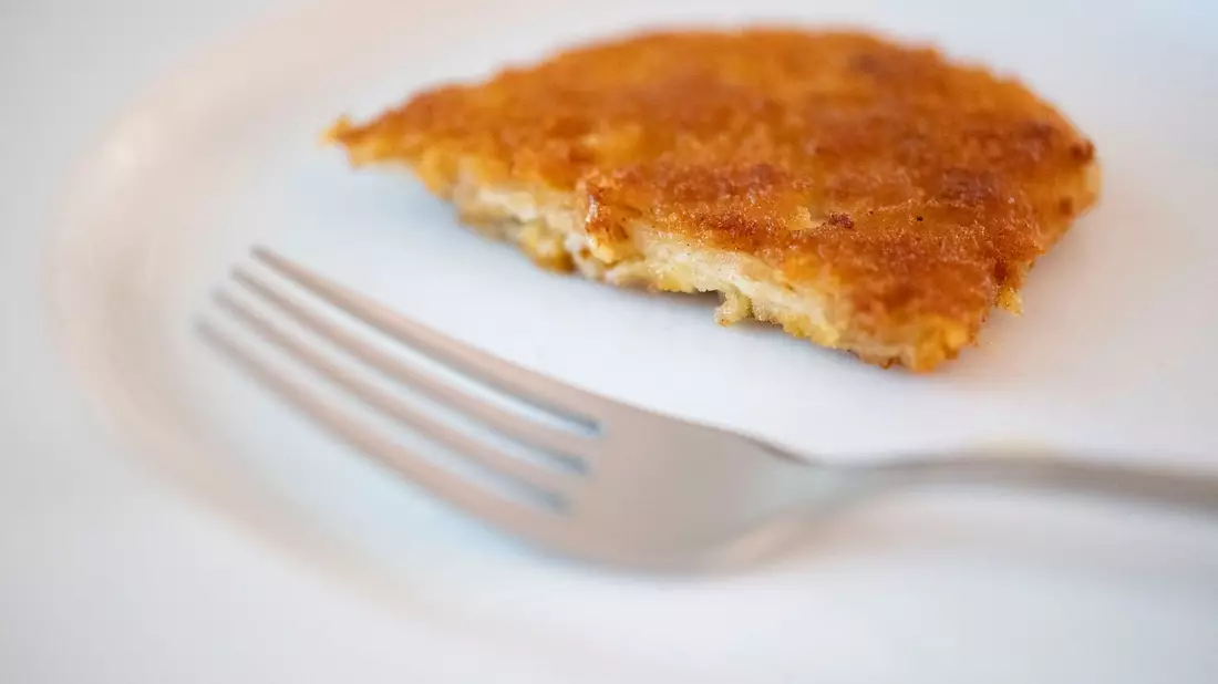 Veggie-Schnitzel und Co. sind bei manchen Zielgruppen beliebt, aber insgesamt eine Nische. (Archivbild) - Bild: Marijan Murat/dpa