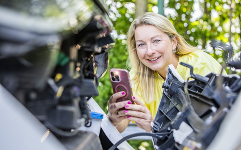 DEVK-Umfrage: Hohe Spritpreise machen den Wechsel zum E-Auto attraktiv - Foto: presseportal.de
