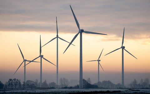Deutschland hat erstmals seit 2023 wieder mehr Strom ins Ausland verkauft als eingeführt. (Symbolbild) - Foto: Hauke-Christian Dittrich/dpa