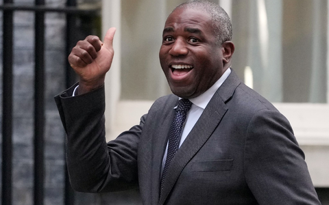  David Lammy spricht in einem Interview über die Regierungskrise. (Archivbild) - Foto: Kin Cheung/AP/dpa