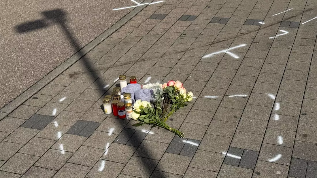 Die Anteilnahme war groß nach dem Tod des 12-Jährigen. (Archivbild) - Bild: Marijan Murat/dpa