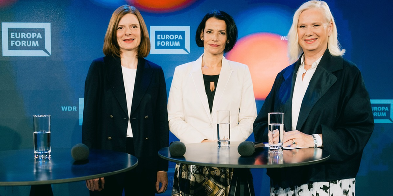Dr. Katrin Vernau beim WDR Europaforum: „Idee von Frieden in die Zukunft tragen“ - Foto: WDR/Thomas Kierok / Weiterer Text über ots und www.presseportal.de/nr/7899 / Die Verwendung dieses Bildes für redaktionelle Zwecke ist unter Beachtung aller mitgeteilten Nutzungsbedingungen zulässig und dann auch honorarfrei. Veröffentlichung ausschließli