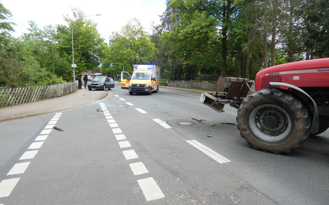 POL-CE: Kollision mit einem Trecker - Foto: presseportal.de