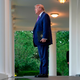 Trump hat sich mit der Justiz geeinigt und eine Klage fallengelassen (Archivbild).  - Foto: Julia Demaree Nikhinson/AP/dpa