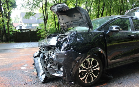 POL-RBK: Bergisch Gladbach - Zwei Menschen schwer verletzt - Unfallfahrer war stark alkoholisiert - Foto: presseportal.de