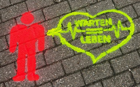 POL-BOR: Warten = Leben - Polizei und Verkehrswacht setzen Zeichen für mehr Verkehrssicherheit - Foto: presseportal.de