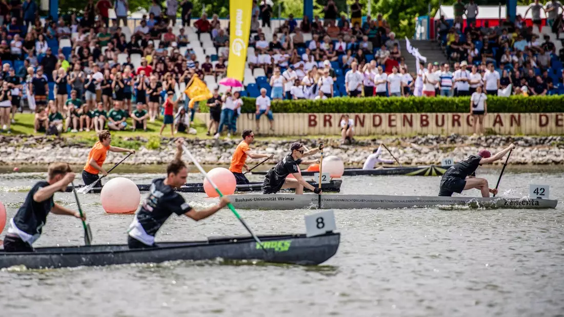 Bootsbau aus Beton / 20. Betonkanu-Regatta in Brandenburg a. d. Havel - Bild: presseportal.de