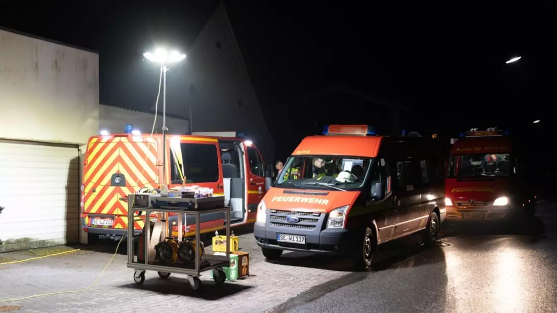 FW-SE: Gefahrgutaustritt auf Betriebsgelände - Bild: presseportal.de