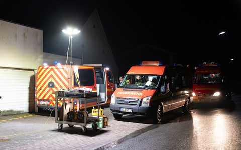 FW-SE: Gefahrgutaustritt auf Betriebsgelände - Foto: presseportal.de