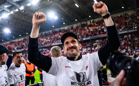 Julian Schuster jubelte emotional über den Finaleinzug - und möchte seinen Weg mit dem SC Freiburg nun krönen. (Archivbild) - Foto: Tom Weller/dpa